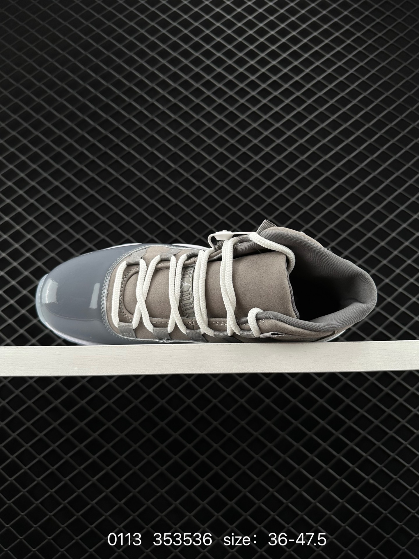 Nike Air Jordan 11 Retro Low LE